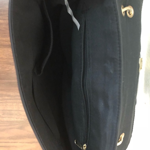 Backpack - Picture 2 of 3